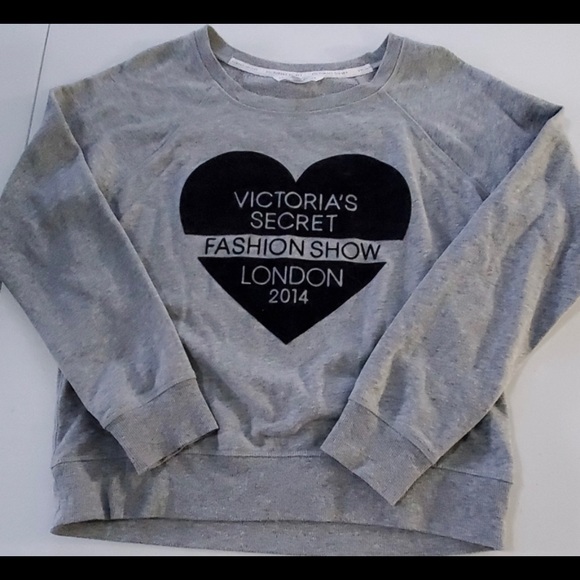 Victoria's Secret 2014 fashion show London - Picture 1 of 4